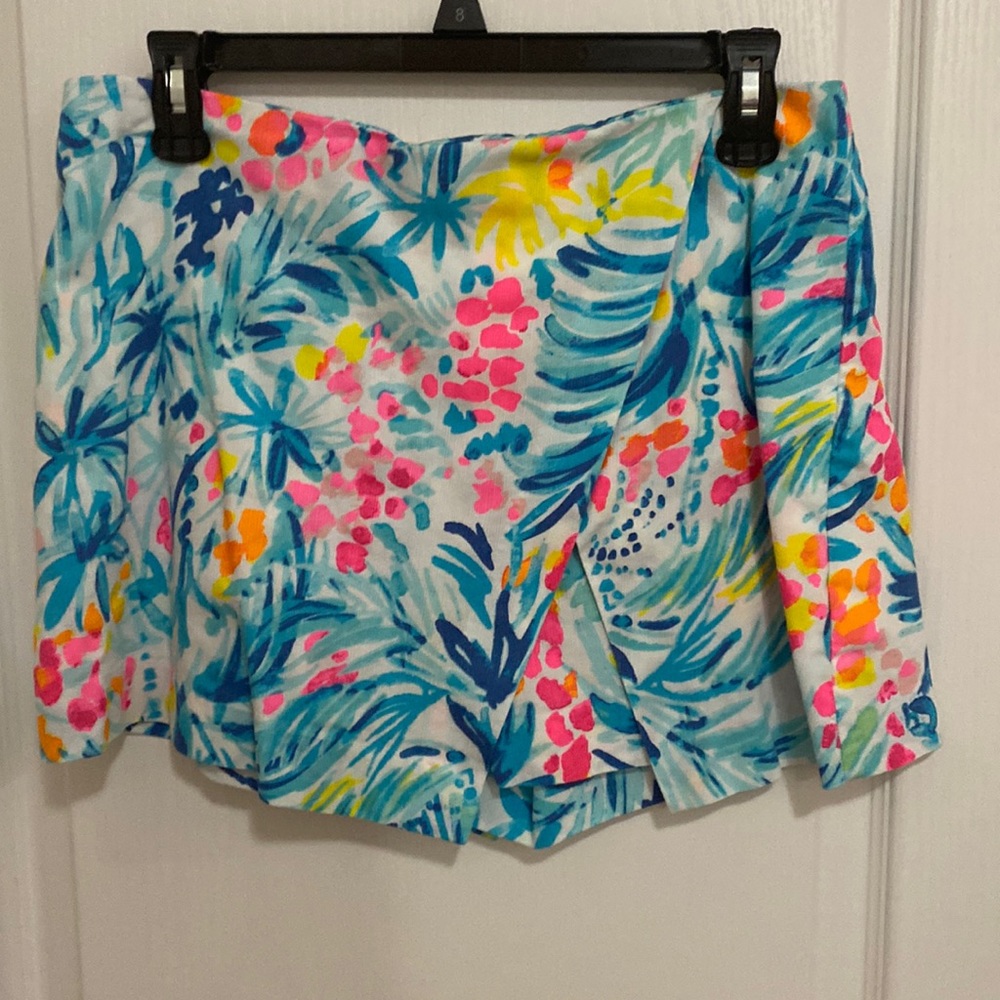 Lilly Pulitzer Colorful Skort.